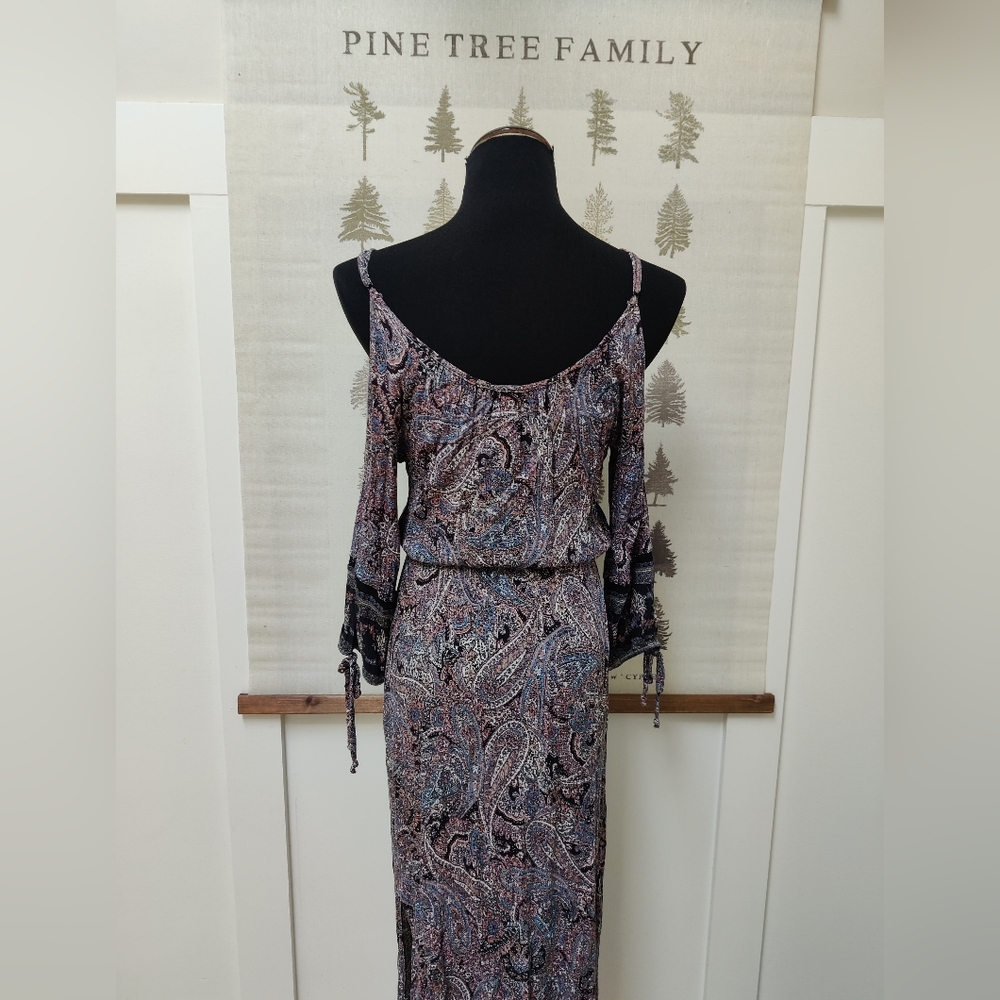 American Eagle Paisley Cold Shoulder Maxi Dress - Size M - Picture 8 of 12